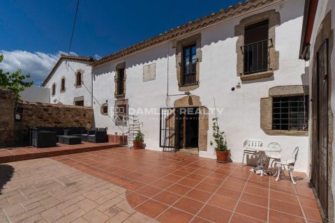 Villa for sale in Santa Cristina d'Aro, Girona, Spain 5 bedrooms, 415 sq.m. No. 177009 - photo 6