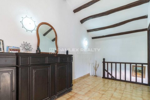 Villa for sale in Santa Cristina d'Aro, Girona, Spain 5 bedrooms, 415 sq.m. No. 177009 - photo 19