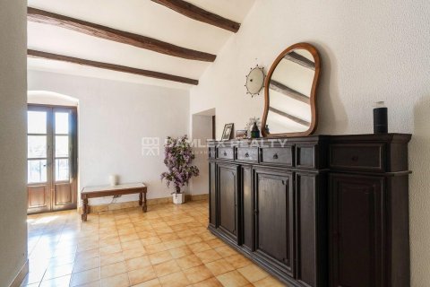 Villa for sale in Santa Cristina d'Aro, Girona, Spain 5 bedrooms, 415 sq.m. No. 177009 - photo 16