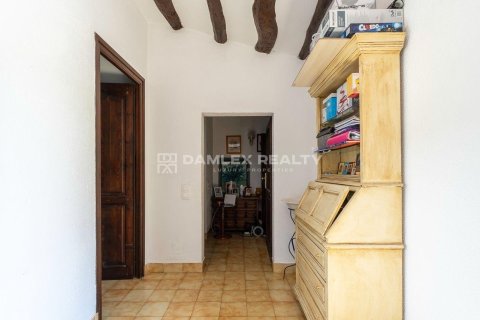 Villa for sale in Santa Cristina d'Aro, Girona, Spain 5 bedrooms, 415 sq.m. No. 177009 - photo 17