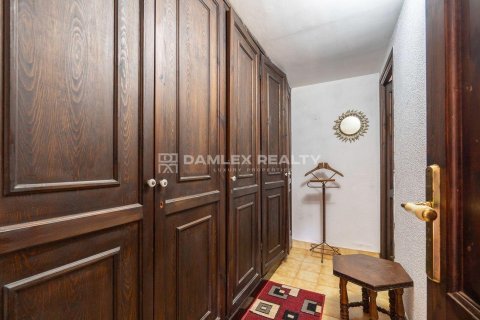 Villa for sale in Santa Cristina d'Aro, Girona, Spain 5 bedrooms, 415 sq.m. No. 177009 - photo 25
