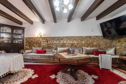 Villa for sale in Santa Cristina d'Aro, Girona, Spain 5 bedrooms, 415 sq.m. No. 177009 - photo 7