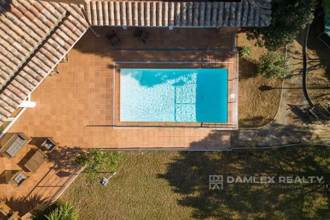 Villa for sale in Calonge, Girona, Spain 5 bedrooms, 526 sq.m. No. 177006 - photo 8