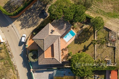 Villa for sale in Calonge, Girona, Spain 5 bedrooms, 526 sq.m. No. 177006 - photo 5