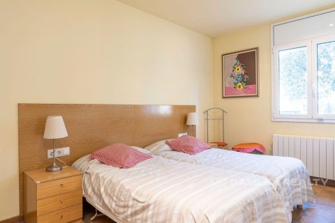 Villa for sale in Calonge, Girona, Spain 5 bedrooms, 526 sq.m. No. 177006 - photo 23