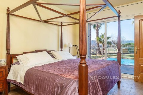 Villa for sale in Calonge, Girona, Spain 5 bedrooms, 526 sq.m. No. 177006 - photo 20