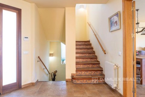 Villa for sale in Calonge, Girona, Spain 5 bedrooms, 526 sq.m. No. 177006 - photo 21