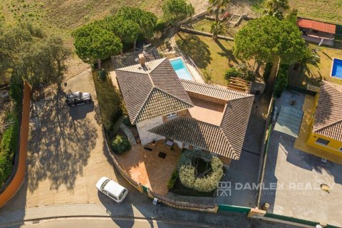 Villa for sale in Calonge, Girona, Spain 5 bedrooms, 526 sq.m. No. 177006 - photo 6