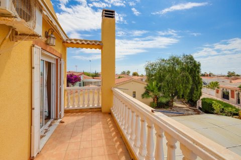 Villa à vendre Torrevieja, Alicante, Espagne, 4 chambres, 150 m2 No. 139379 - photo 24