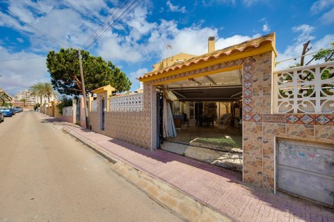 Villa à vendre Torrevieja, Alicante, Espagne, 4 chambres, 150 m2 No. 139379 - photo 4