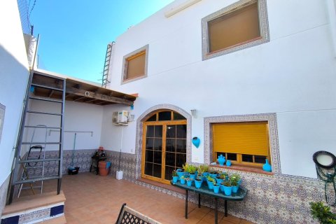 Townhouse zum Verkauf Sax, Alicante, Spanien 5 Schlafzimmer, 314 m2 Nr. 139378 - Foto 1