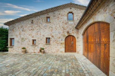 Huvila myytävänä S'Agaro, Girona, Espanja, 5 makuuhuonetta, 520 m2 No. 164553 - kuva 4