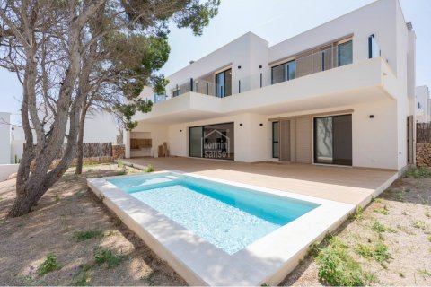 Villa i Es Mercadal, Menorca, Spanien 4 sovrum, 196 kvm. Nr. 164552