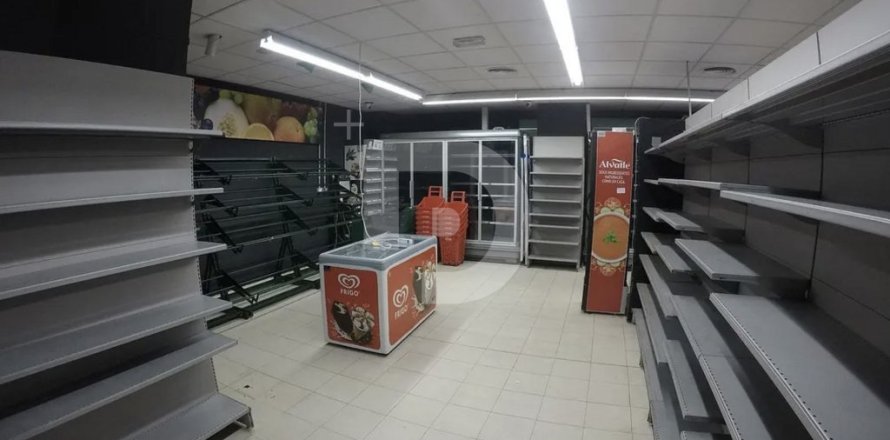 Retail store in Spain 191 sq.m. No. 151888