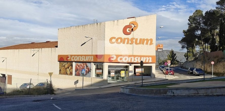 Retail store in Spain 3194 sq.m. No. 151885