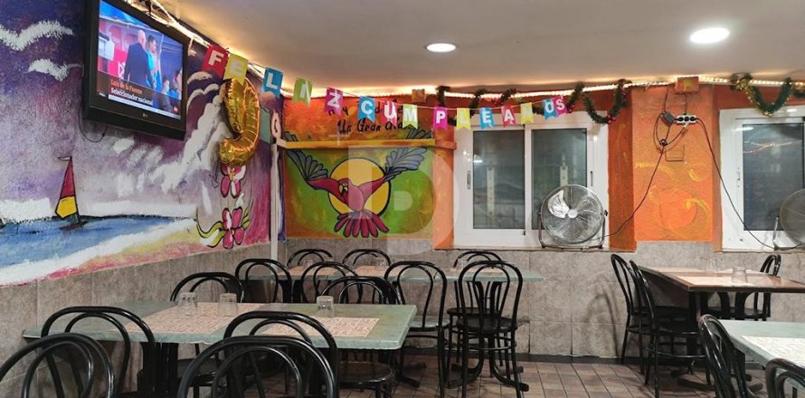 Коммерческая недвижимость в Старый город, Барселона, Испания 160м2 №151892