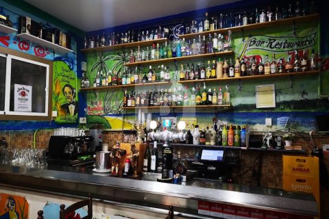 Продажа коммерческой недвижимости в Старый город, Барселона, Испания 160м2 №151892 - фото 3