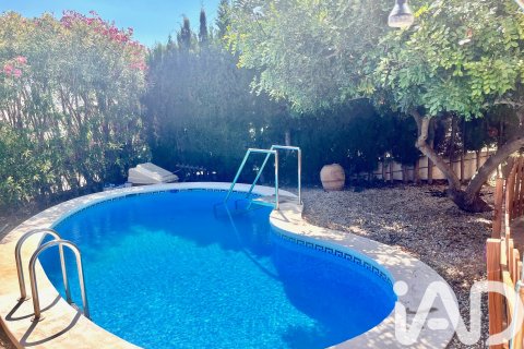 House for sale in Alcala De Xivert, Castellon, Spain 4 bedrooms, 210 sq.m. No. 173225 - photo 4