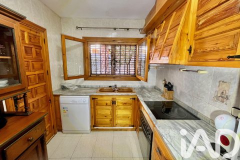 House for sale in Alcala De Xivert, Castellon, Spain 4 bedrooms, 210 sq.m. No. 173225 - photo 28