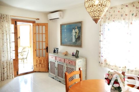 House for sale in Alcala De Xivert, Castellon, Spain 4 bedrooms, 210 sq.m. No. 173225 - photo 7