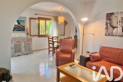 House for sale in Alcala De Xivert, Castellon, Spain 4 bedrooms, 210 sq.m. No. 173225 - photo 12