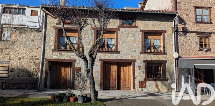 Huoneisto Ezcaray, La Rioja, Espanja 4 makuuhuonetta, 342 m2 No. 173222