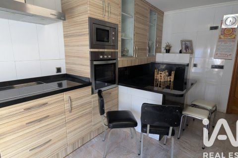 Huoneisto myytävänä Ezcaray, La Rioja, Espanja, 4 makuuhuonetta, 342 m2 No. 173222 - kuva 15