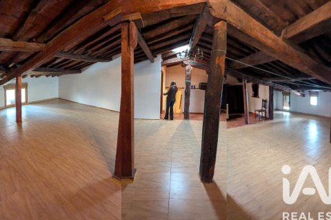 Huoneisto myytävänä Ezcaray, La Rioja, Espanja, 4 makuuhuonetta, 342 m2 No. 173222 - kuva 30