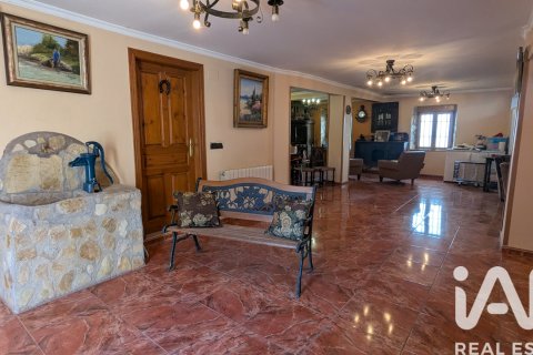 Huoneisto myytävänä Ezcaray, La Rioja, Espanja, 4 makuuhuonetta, 342 m2 No. 173222 - kuva 5