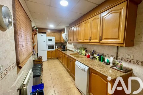 Сasa en venta en Onda, Castellón, España 4 dormitorios, 190 m2 No. 173221 - foto 6