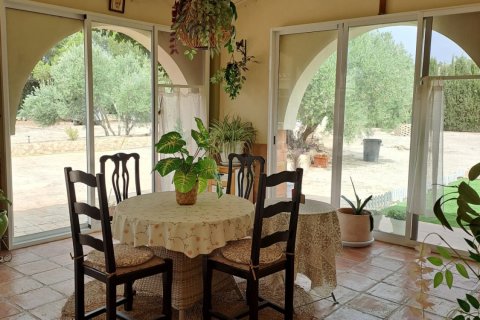 Hus till salu i Calasparra, Murcia, Spanien 4 sovrum, 160 kvm. Nr. 173223 - foto 8