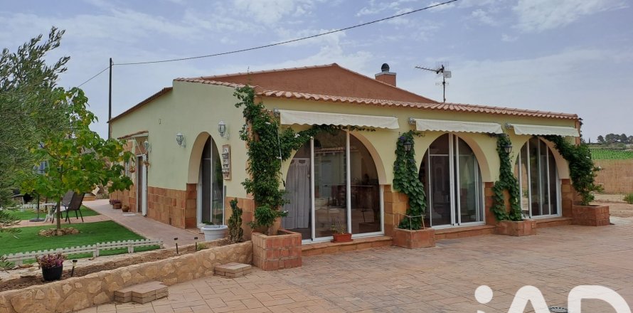 Hus i Calasparra, Murcia, Spanien 4 sovrum, 160 kvm. Nr. 173223