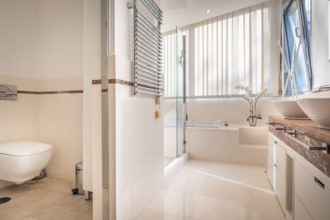 Townhouse for sale Marbella, Malaga, Spain 2 bedrooms, 204 sq.m. No. 109559 - photo 14