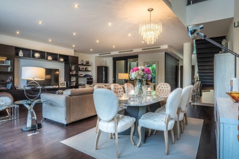 Townhouse for sale Marbella, Malaga, Spain 2 bedrooms, 204 sq.m. No. 109559 - photo 20