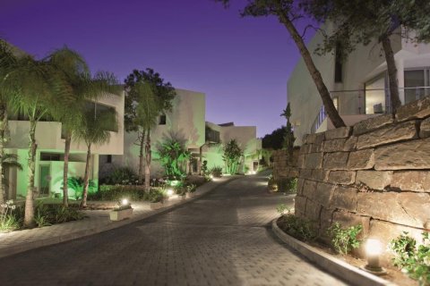 Townhouse for sale Marbella, Malaga, Spain 2 bedrooms, 204 sq.m. No. 109559 - photo 5