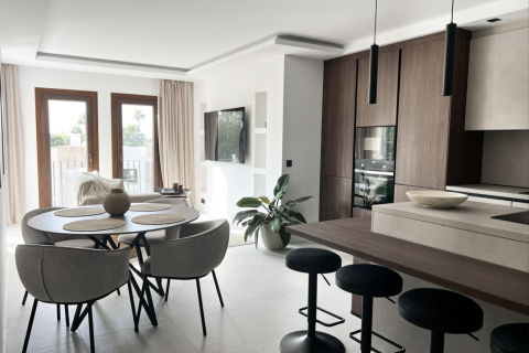 Kattohuoneisto myytävänä Nueva Andalucia, Malaga, Espanja, 3 makuuhuonetta, 100 m2 No. 109551 - kuva 19