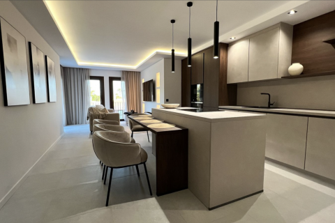 Kattohuoneisto myytävänä Nueva Andalucia, Malaga, Espanja, 3 makuuhuonetta, 100 m2 No. 109551 - kuva 8