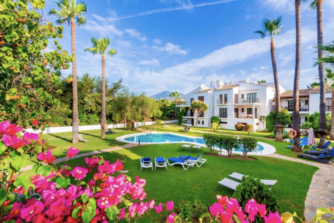 Kattohuoneisto myytävänä Nueva Andalucia, Malaga, Espanja, 3 makuuhuonetta, 100 m2 No. 109551 - kuva 27