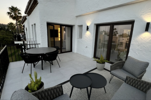 Kattohuoneisto myytävänä Nueva Andalucia, Malaga, Espanja, 3 makuuhuonetta, 100 m2 No. 109551 - kuva 6