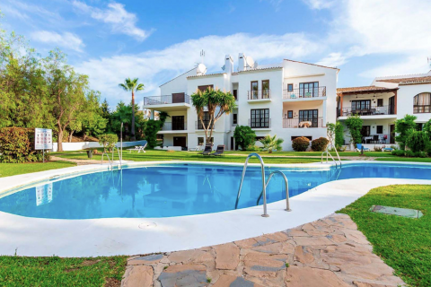 Kattohuoneisto myytävänä Nueva Andalucia, Malaga, Espanja, 3 makuuhuonetta, 100 m2 No. 109551 - kuva 5