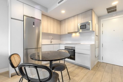 Apartamento en venta en Madrid, España 1 dormitorio, 63 m2 No. 180421 - foto 6