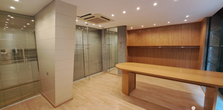 Lokal usługowy w Barcelona, Hiszpania 487 mkw. nr 154333