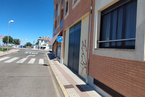 Аренда коммерческой недвижимости в Кастельянос де Морискос, Саламанка, Испания 71м2 №154337 - фото 10