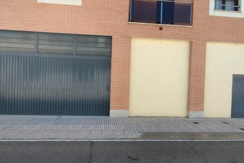 Komerciāls īpašums īrēšanai Castellanos de Moriscos, Salamanca, Spānijā 108 m2 Nr. 154336 - attēls 2