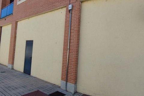 Komerciāls īpašums īrēšanai Castellanos de Moriscos, Salamanca, Spānijā 108 m2 Nr. 154336 - attēls 4