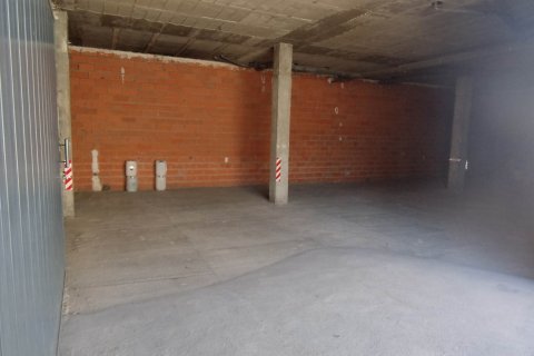 Kommersiell fastighet i Castellanos de Moriscos, Salamanca, Spanien 108 kvm. Nr. 154336