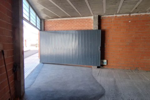 Komerciāls īpašums īrēšanai Castellanos de Moriscos, Salamanca, Spānijā 108 m2 Nr. 154336 - attēls 7