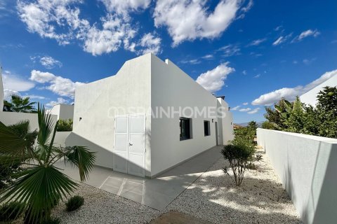 Villa for sale in Benijofar, Alicante, Spain 3 bedrooms, 120 sq.m. No. 144611 - photo 3