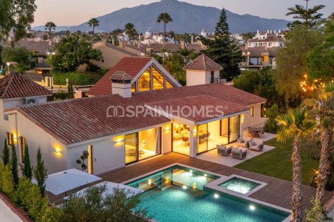 Villa à vendre à Marbella, Malaga, Espagne, 5 chambres, 336 m2 No. 144612 - photo 6