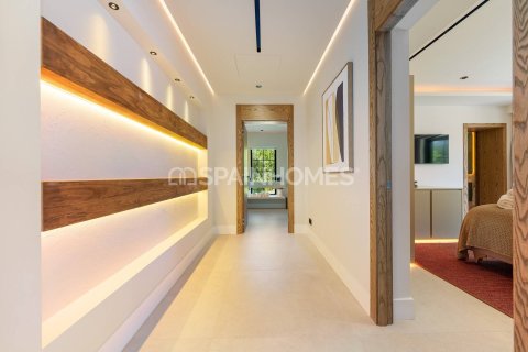 Villa zum Verkauf in Marbella, Malaga, Spanien 5 Schlafzimmer, 336 m2 Nr. 144612 - Foto 24